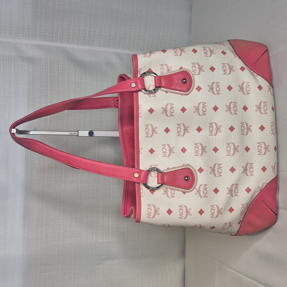 MCM Pink & White Tote Bag - Picture 4 of 17
